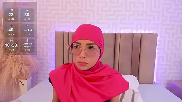 Snapshot of naishaa_ chatting on 06-26-26, 06:03 naishaa online show from 06-26-26, 06:03