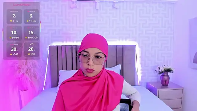 naishaa  online show from 03-19-26, 06:30