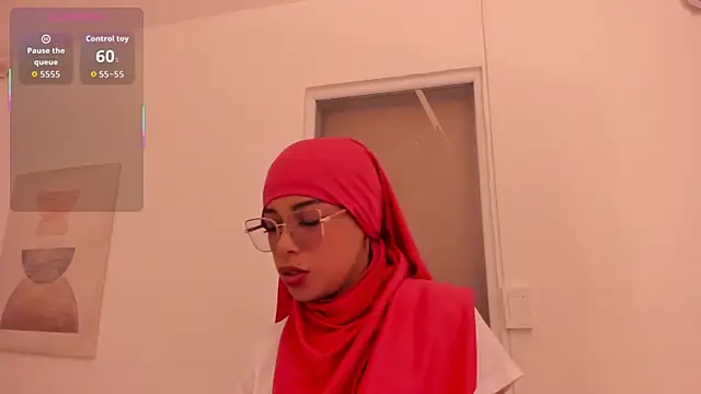 naishaa  online show from 02-19-26, 07:11