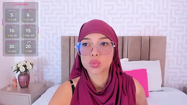 naishaa  online show from 02-02-26, 06:51