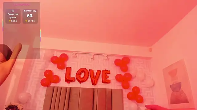 naishaa  online show from 02-14-26, 06:30