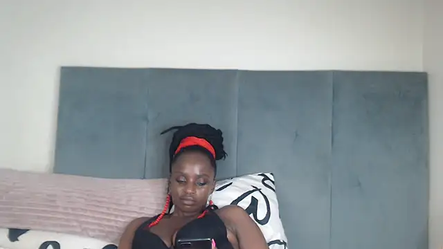 Jah-Queen online show from 10-19-25, 10:12