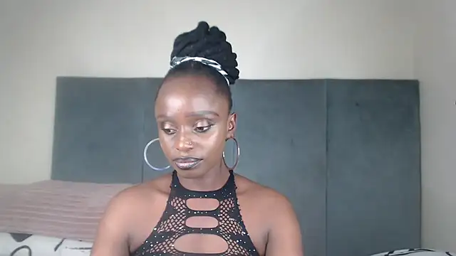 Jah-Queen online show from 12-15-25, 07:20