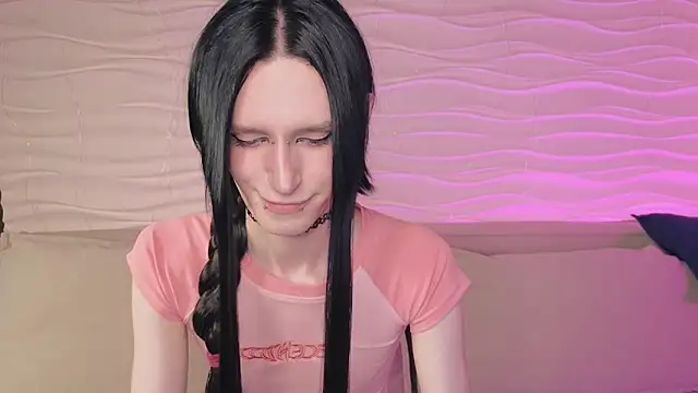 Snapshot of madi_snow chatting on 02-28-26, 06:13 madi snow online show from 02-28-26, 06:13