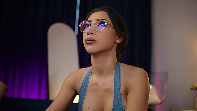  ChloeLee  online show from 11-11-25, 07:03