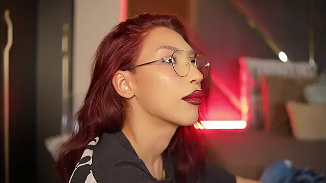  ChloeLee  online show from 05-10-26, 01:04
