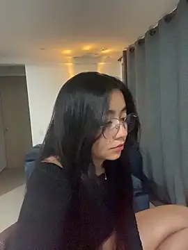 Lily June online show from 10-14-25, 01:06