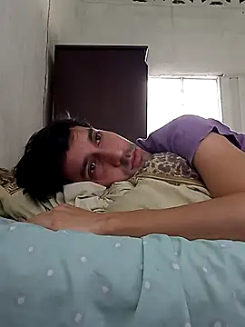 Dilanstrawberry online show from 03-03-26, 09:33