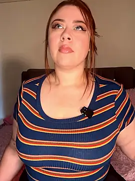 maddy Bloomm online show from 01-15-26, 04:54