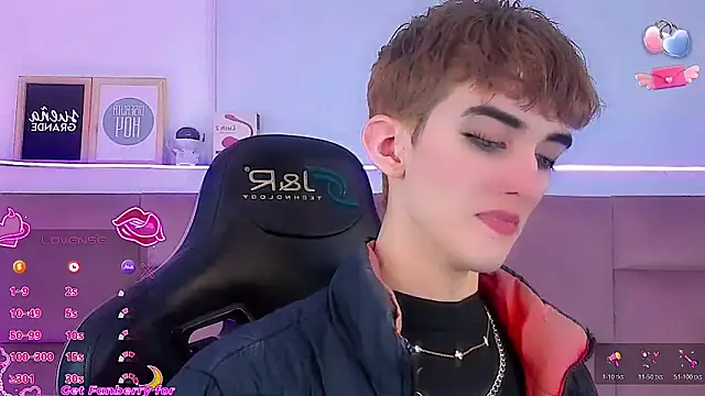 Baby FenixTS online show from 02-12-26, 07:41