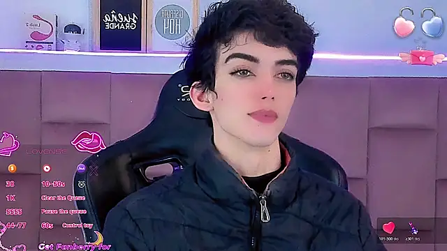 Baby FenixTS online show from 01-14-26, 05:00