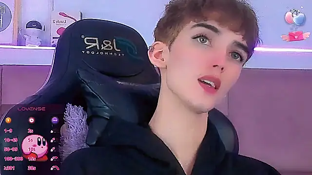 Baby FenixTS online show from 02-14-26, 09:09