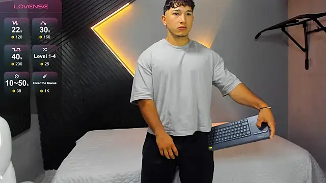 Horny nick18 online show from 03-26-26, 12:03