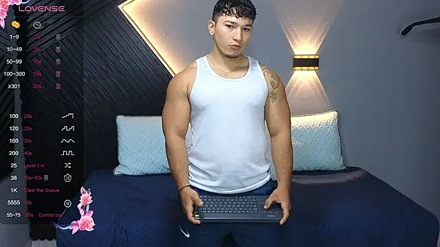 Horny nick18 online show from 02-18-26, 12:34