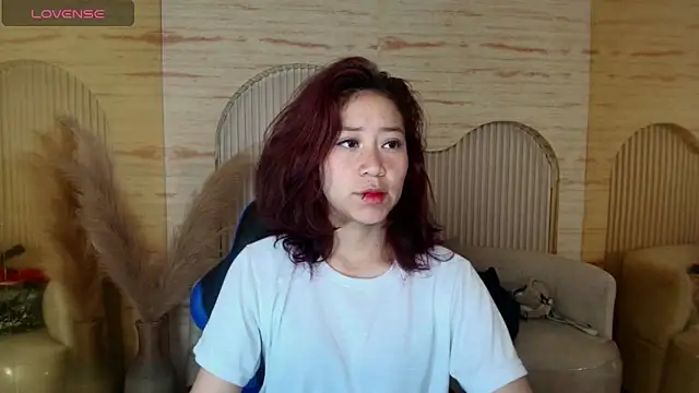 Snapshot of valentina_r_ chatting on 09-23-25, 03:13 valentina r online show from 09-23-25, 03:13