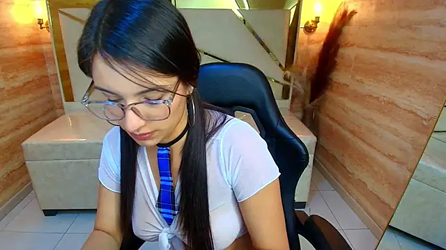 scarlettvixen r online show from 09-13-25, 01:00