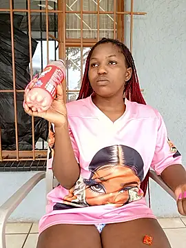 SweetHoney21  online show from 01-11-26, 09:38