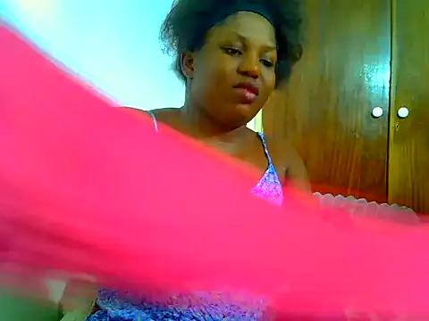 SweetHoney21  online show from 06-26-26, 05:30