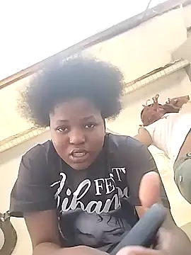 SweetHoney21  online show from 10-23-25, 01:54