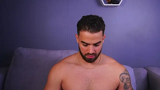 Paul Phoenix online show from 11-26-25, 07:58