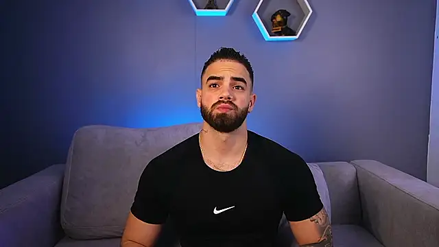 Paul Phoenix online show from 02-08-26, 08:17