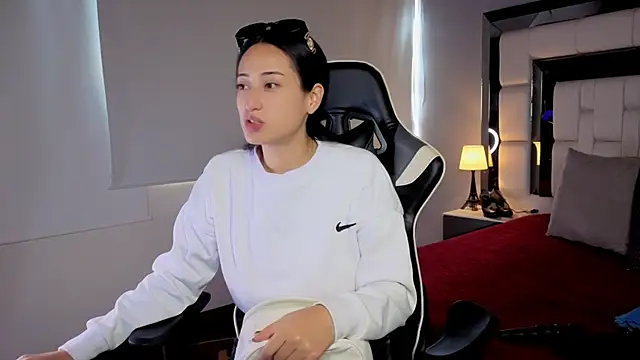 Adhara7 online show from 02-05-26, 08:59