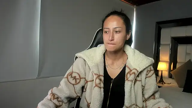 Adhara7 online show from 12-05-25, 07:55