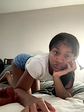 PrettyBabriexox online show from 10-30-25, 03:31