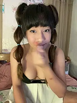 Snapshot of Kimberly-Ferarren chatting on 07-19-26, 05:42 Kimberly-Ferarren online show from 07-19-26, 05:42