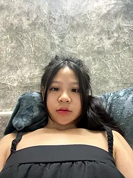 Hey VyVy04 online show from 01-17-26, 12:26