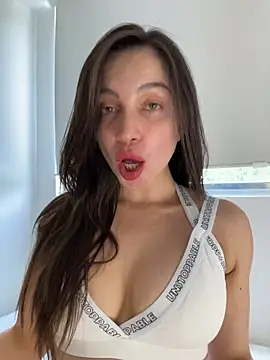 karinasantos  online show from 02-09-26, 05:11