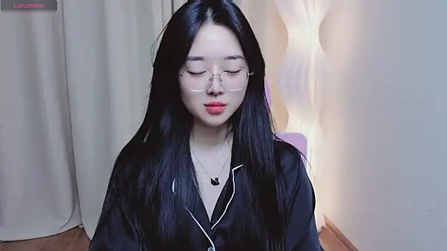 Miu-999 online show from 04-06-26, 07:09