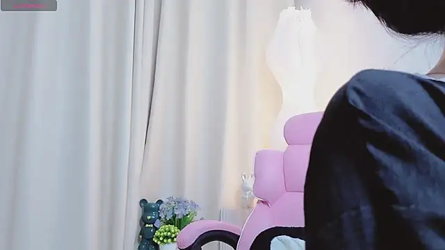 Miu-999 online show from 04-10-26, 02:07