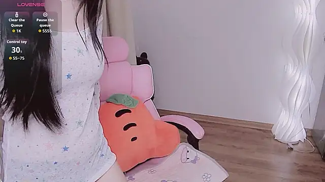 Miu-999 online show from 11-25-25, 02:12