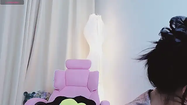 Miu-999 online show from 04-09-26, 02:02