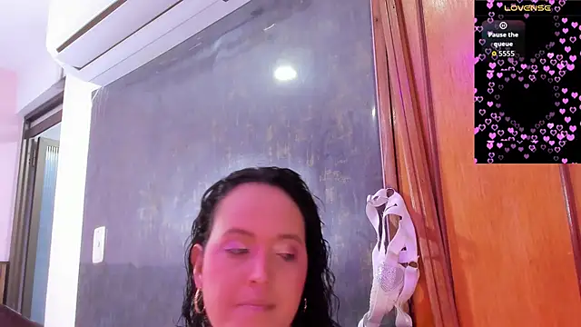 dalia roses online show from 05-22-26, 11:58