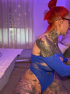 CatCoxx online show from 04-14-26, 05:56