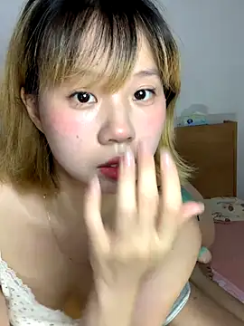 zhaomosheng125216 online show from 10-10-25, 01:06