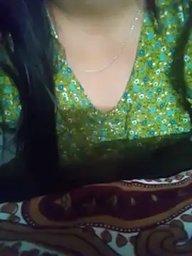 babyjunee12 online show from 04-11-26, 04:21