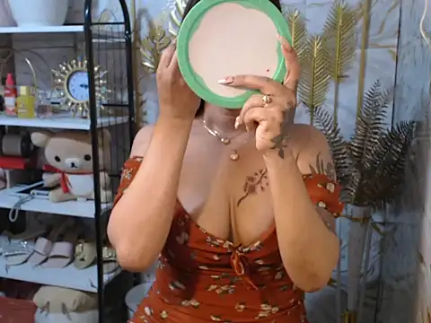 tshot izzy 88 online show from 03-10-26, 10:52