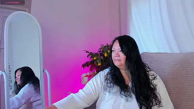 Snapshot of sandra_jackson chatting on 07-21-26, 02:47 sandra jackson online show from 07-21-26, 02:47