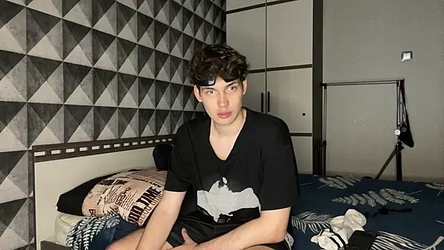 merycouple online show from 04-13-26, 09:19