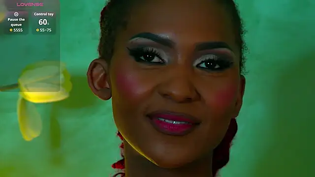 Izzie Sugar online show from 10-19-25, 07:27