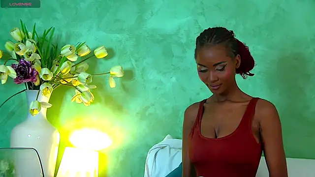 Izzie Sugar online show from 10-05-25, 07:15