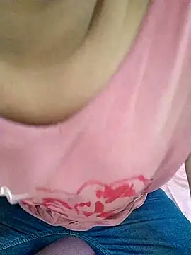 Snapshot of Kavya_Rathore chatting on 09-12-25, 11:43 Kavya Rathore online show from 09-12-25, 11:43