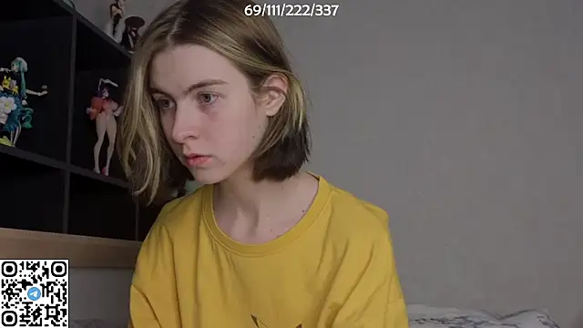 Snapshot of bertamimi chatting on 10-31-25, 06:26 bertamimi online show from 10-31-25, 06:26