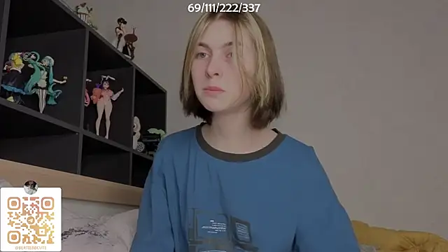 Snapshot of bertamimi chatting on 10-02-25, 06:44 bertamimi online show from 10-02-25, 06:44