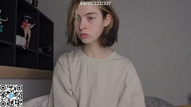 Snapshot of bertamimi chatting on 11-03-25, 06:44 bertamimi online show from 11-03-25, 06:44