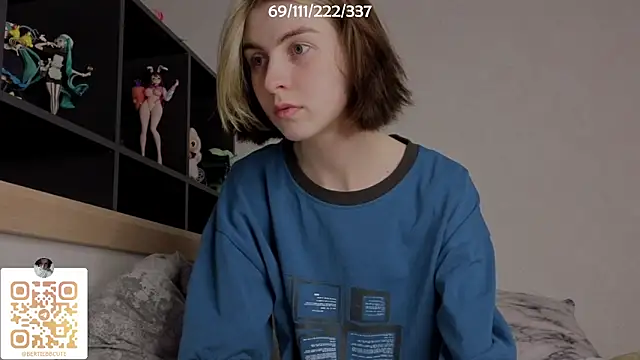 Snapshot of bertamimi chatting on 09-21-25, 06:13 bertamimi online show from 09-21-25, 06:13