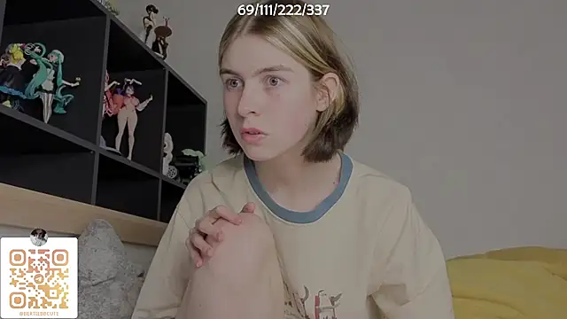 Snapshot of bertamimi chatting on 10-01-25, 06:12 bertamimi online show from 10-01-25, 06:12